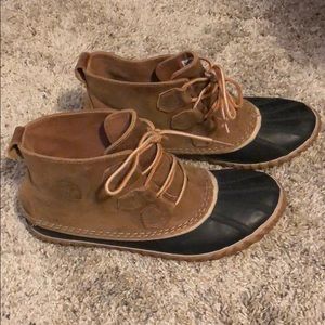 Women’s Sorel Out ‘N About Boots - Size 9